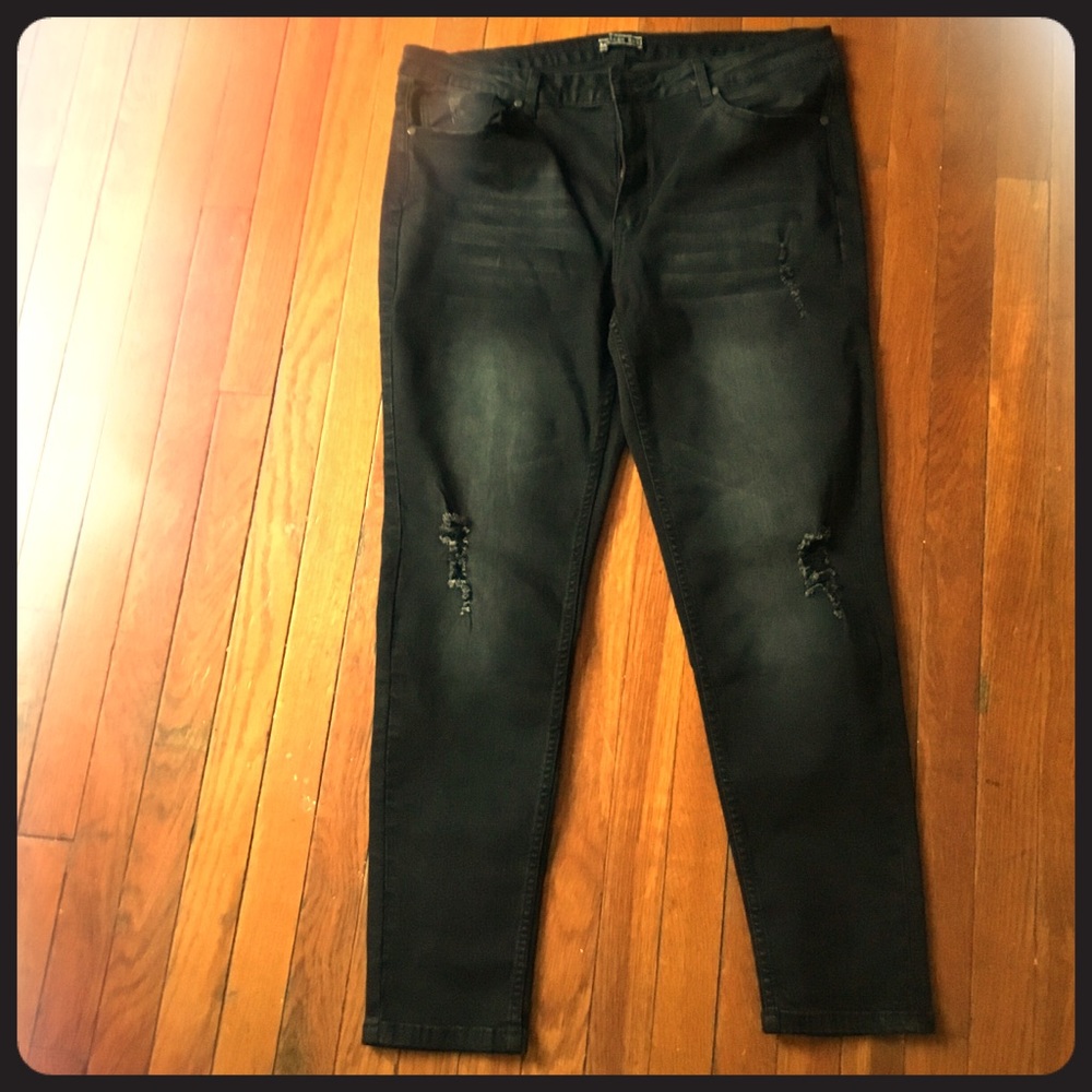 Black Distressed Skinny Jeans